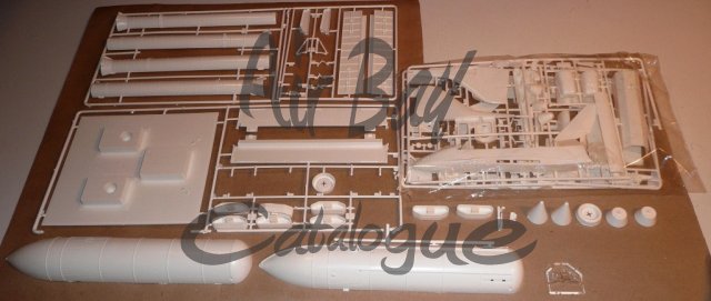 Enterprise with Booster Rockets/Kits/Revell - Click Image to Close